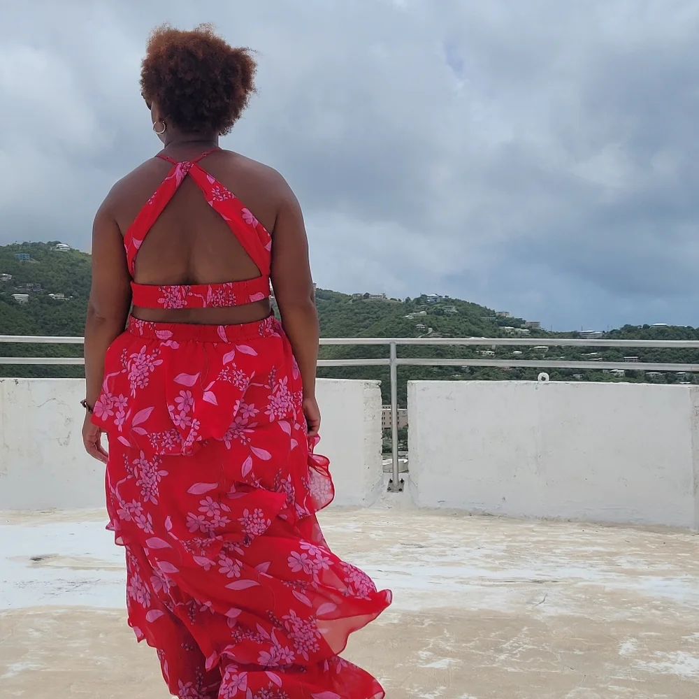 Long tiered pink floral maxi dress - Picture 2 of 3